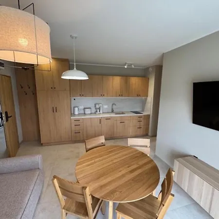 Foresta * レドリニ